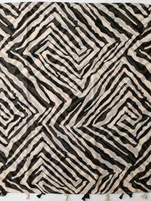 Retro Luxus Schwarz & Weiß Zebra Muster Quasten Schal, Dual-Use Schal/Umhang für Reisen & Klimaanlage, geometrisches Muster, lässiges Polyester Accessoire - Schwarz - Übersicht 5