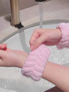 Bộ 3/2/1 món - Bộ băng đô và băng đeo cổ tay SPA bằng sợi microfiber cao cấp, băng đeo cổ tay thấm hút chống thấm nước, băng đô và băng đeo cổ tay SPA bằng mút xốp cho bé gái (băng đô nơ màu trơn + 2 băng đeo cổ tay trang trí), bộ băng đô và phụ kiện tóc cho mặt, phụ kiện tóc SPA trang điểm, băng đô làm sạch da mặt, băng đô trang điểm, băng đô chăm sóc da, băng đô mút xốp mềm mại, băng đô khăn bông mềm mại thấm hút. - Xem 8