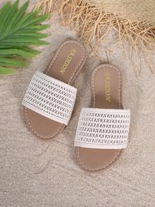 1 paire de sandales plates ajourées et respirantes pour filles, style d'été nouveau, pantoufles de plage d'extérieur - Beige - Voir 2