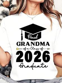 Proud Grandma Of A Class Of 2026 Graduate Graduation Cap Design Women's T-Shirt,2026 Graduating Season ShirtRopa De Mujer / Ropa De Mujer De Uso Diario / Blusas, Camisas Y Camisetas De Mujer / Camisetas De Mujer Ropa Deportiva Basicos Mujer Short Playeras Para Hombre - Blanco - Ver 1