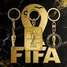 FIFA مجموعة هدايا تذكارية من 3 قطع لكأس العالم 2026 في الولايات المتحدة/المكسيك/كندا، تشمل شعار عسكري ذهبي، قلادة كأس دوارة وقلادة كأس، تصميم ذهبي فاخر عالي الجودة - متعدد الألوان - مشاهدة 3