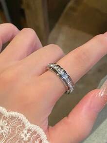 1pc Stainless Steel Rotatable Rhinestone Ring, Versatile Luxury Sparkling Finger Ring, Unique High-End Stress Relief Twist Ring, Non-Fading Hypoallergenic Plain Band Ring Jewelry - Silver Starry Ring - View 3