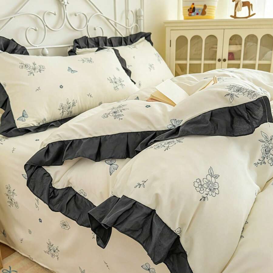 Cream-Colored Girly Ruffled Soft Brushed Floral Duvet Cover 3 Pieces Set (1 Duvet Cover + 2 Pillowcases, Comforter & Pillow Inserts Not Included), Bedding Set, Comfortable Soft Breathable Cozy Versatile, Machine Washable For All Seasons - White and Black - View 1