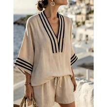 (Free Shipping)A Relaxed Two-Piece Summer Outfit For Women In A French Style – Featuring A Greek-Inspired V-Neck Top With Wide Sleeves And High-Waisted Shorts, Perfect For Casual Elegance And Comfort At The Beach - 米色 - 查看 3