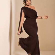 Cravure Vestido de mujer de talla grande de unicolor elegante, diseño asimétrico de hombros, vestidos de cumpleaños, vestido de fiesta de club con hombros descubiertos para primavera, conjunto de mujer de verano, vestidos formales elegantes de mujer, vestido de noche, vestido ajustado maxi, vestido de mujer para boda, vestido romántico para invitada de boda - A1 - Ver 7