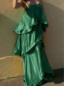 Women's Summer Satin Tiered "Cake" Dress - Casual, Loose-Fit, Vacation-Style Spaghetti Strap Sundress - Verde - Ver 3