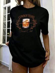 Playera negra de algodón para mujer, cuello redondo, manga corta, estampado western retro "Cowboy Tears Social Club" con vaso de whisky, hojas y texto, estilo casual y chic, ideal para uso diario, salidas y looks de nocheAdecuado como regalo. playera de mujer. blusas>elegantes. boho chic,Exquisita camiseta estampada de cuello redondo para mujer, ideal para varias estaciones, perfecta para vacaciones, viajes y días festivos. - Negro - Ver 1