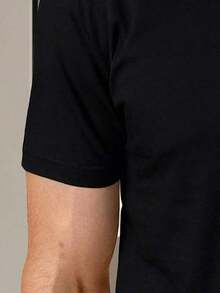 Soft, Skin-Friendly Cotton T-Shirt . Black Short-Sleeve T-Shirt With Dog Print And "I'M HUNGRY BOSS" Text For Everyday Wear, Social Occasions, And Casual Seasons. Classic Crew Neck Design, Lightweight, Comfortable, And Sweat-Wicking. Fun Holiday Gift. - 黑色 - 查看 5