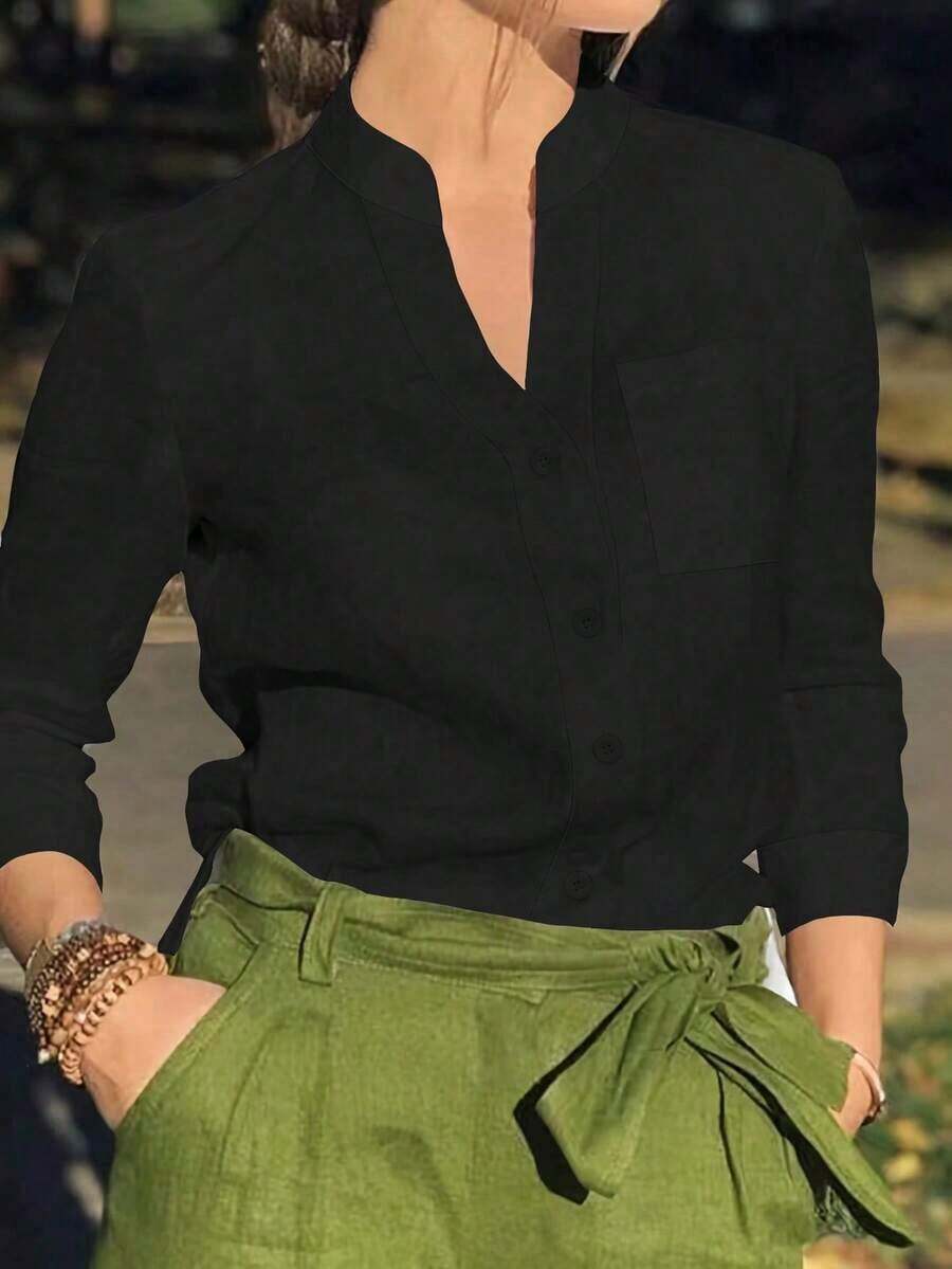 Camisa de mujer de unicolor con cuello en V y botones - Blusa casual y elegante de manga larga con detalle de bolsillo, adecuada para vacaciones, viajes y uso diario, artículo esencial para primavera, verano, otoño e invierno - Negro - Ver 1