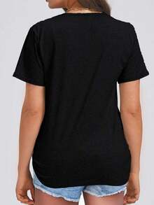 1 pieza de camiseta con estampado de tarta de calabaza de Halloween y letras, top casual de manga corta con cuello redondo, adecuada para primavera y verano, ropa de mujer, 180g 100% algodón. - Negro - Ver 2