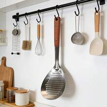 1/2件裝天然木柄不鏽鋼濾勺，大孔細網濾勺，耐熱防燙長柄廚房撈勺，適用於齋月湯品、炸物、麵條及日常烹飪準備，撈油勺、濾水勺、濾油勺、烹飪撈勺，齋月開齋湯、清真炸零食、麵條瀝水、燉菜撇油，家用廚房用具 - 亮橙色 - 查看 6