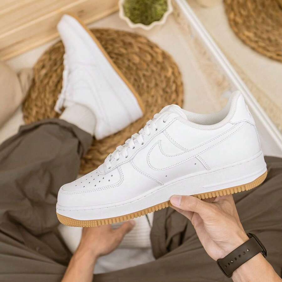 Nike Air Force 1 '07 Men's 'White Gum Light Brown' DJ2739-100 - Putih/coklat - View 1