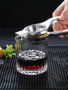 1 pieza Exprimidor manual de acero inoxidable con separador de pulpa, sin necesidad de electricidad, adecuado para uso diario en la cocina y la sala de estar. Su estilo elegante y de moda es perfecto para la decoración del hogar en bodas artísticas, una herramienta doméstica práctica y una decoración refinada para el diseño del hogar moderno. - Multicolor - Ver 11
