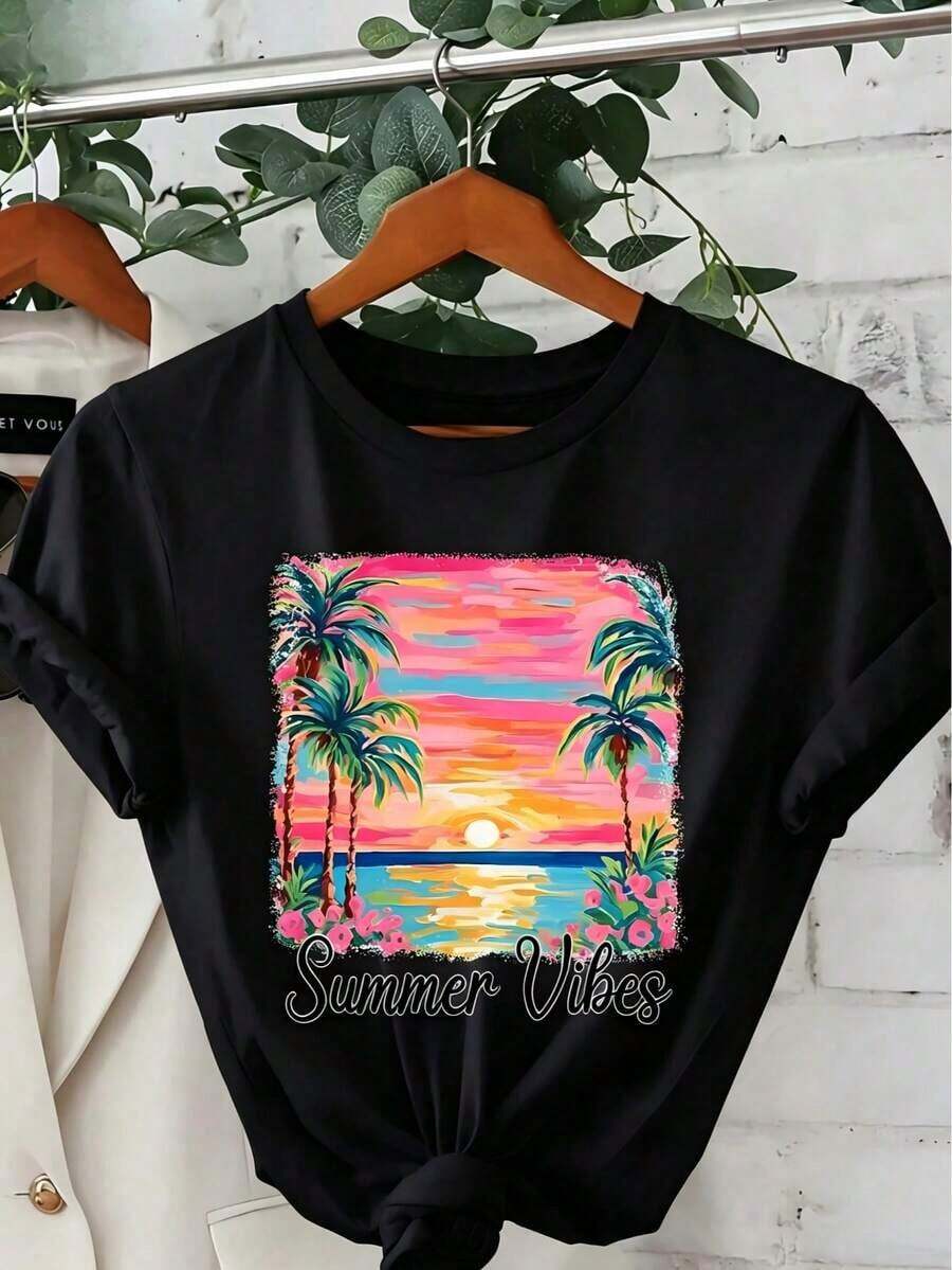 100% cotton Camiseta Casual de Manga Corta y Cuello Redondo para Mujer - Estampado Vibrante de Palmeras en una Playa Tropical al Atardecer, con Texto "Summer Vibes", Transpirable y Lavable a Máquina, Adecuada para Primavera y Verano, Camiseta de Playa, Camisa de Corte Holgado, Top de Tela Suave - Negro - Ver 1