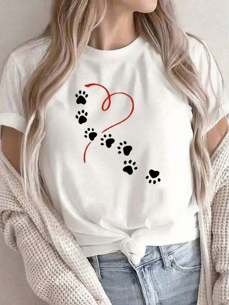1 pieza de camiseta de mujer con estampado de huellas de pata y corazón, de fibra suave y ligera, cuello redondo, con diseños de perro y huellas de pata adorables, camiseta blanca informal, adecuada para uso diario, lavable a máquina, perfecta para amantes de mascotas, para el hogar, cafeterías y como prenda de viaje. Camiseta unisex de corte holgado, cómoda, estilo vintage urbano, de algodón, camiseta gráfica, camisetas gráficas para mujer, camiseta de verano, camiseta informal, ropa de vacaciones para mujer, diseño juvenil y moderno, 180g 100% algodón. - Blanco - Ver 1