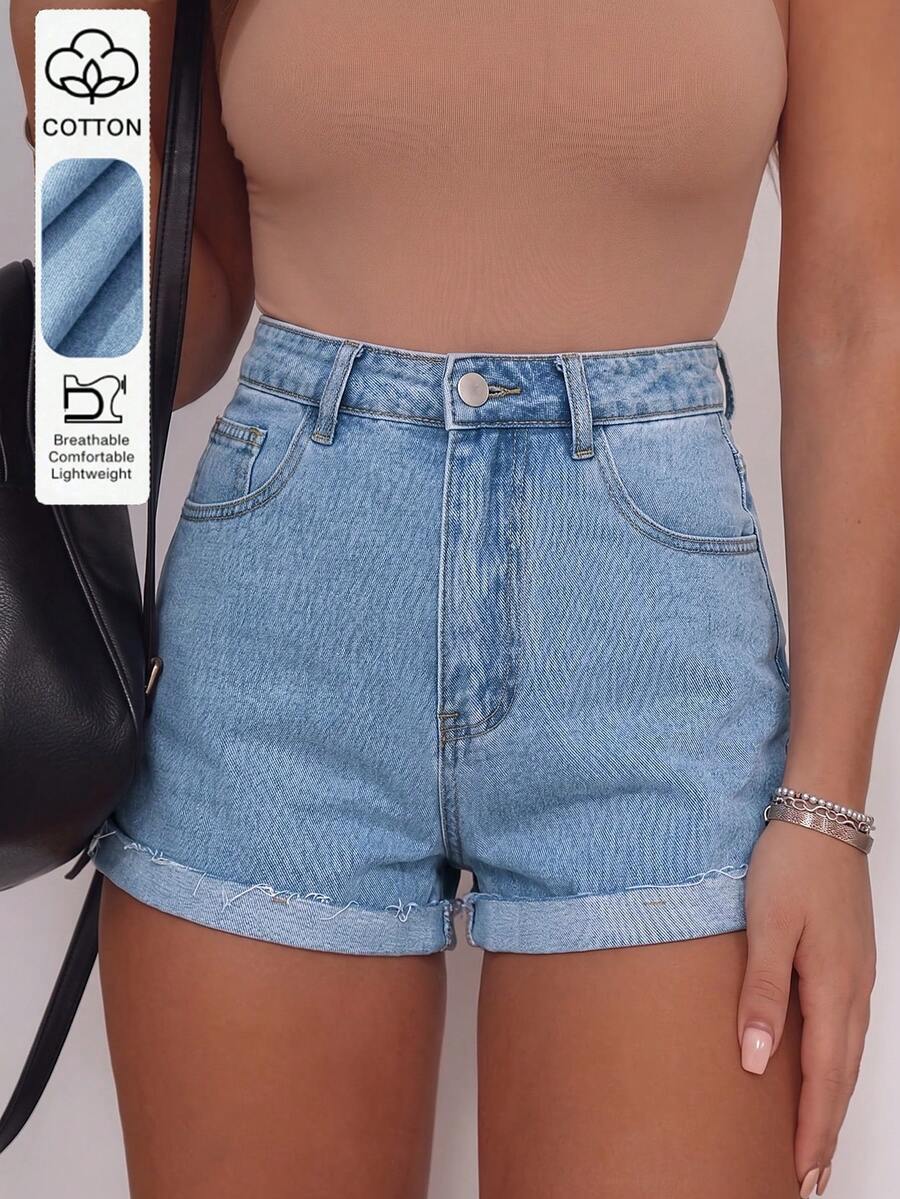 Pantalones cortos de tiro alto con botones: Hechos de tela duradera y sin estiramiento, con detalles desgastados, creando una silueta única, veraniega y de vanguardia. - Lavado ligero - Ver 1