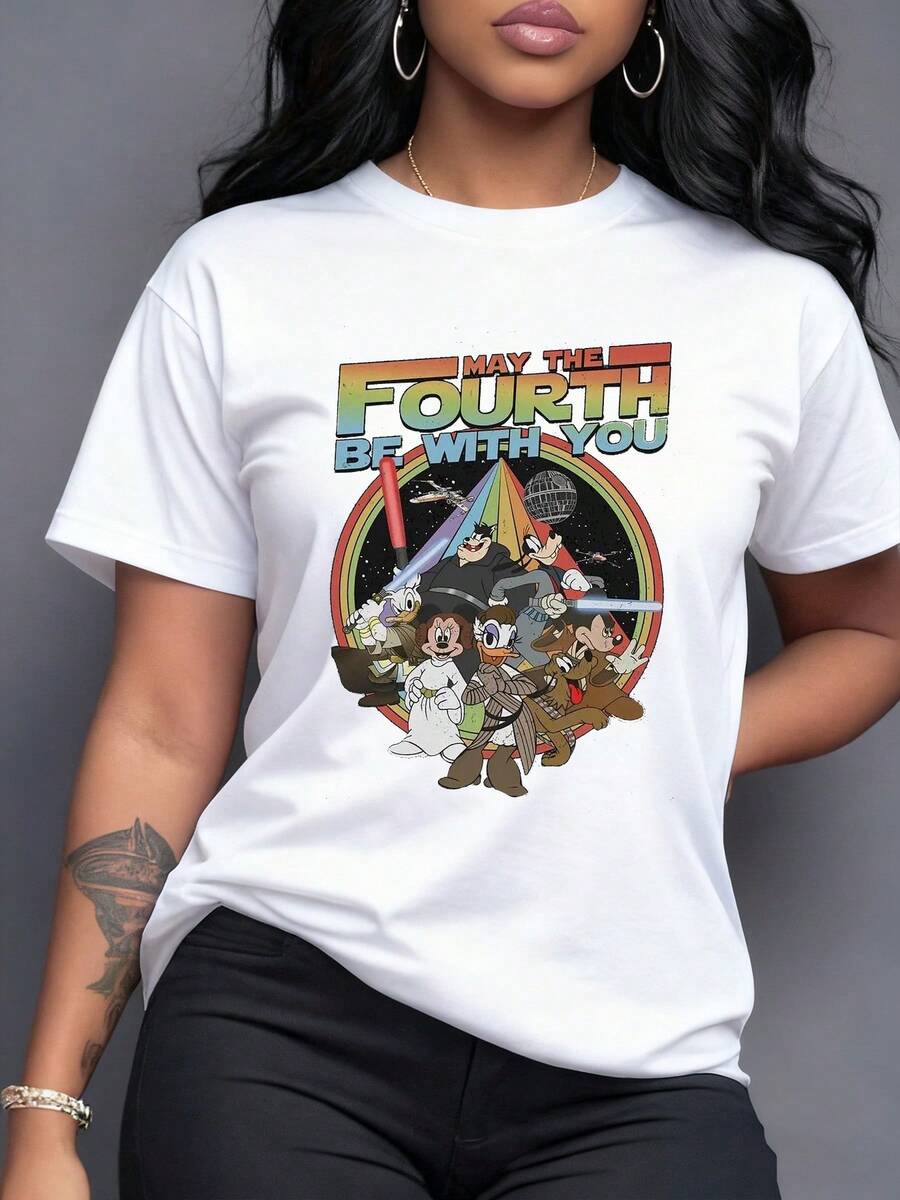 Classic Characters Dressed As Space Heroes Celebrating The Phrase "May The Fourth Be With You" With Bright Colors And A Galactic Vibe. Modern And Fun Women's T-Shirt - 白色 - 查看 1