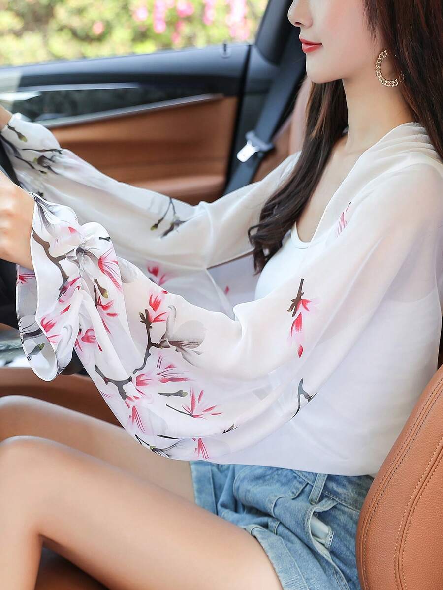 1 chiếc khăn choàng voan tay dài dành cho nữ, kiểu dáng poncho nhẹ nhàng, thoải mái. - hoa huệ trắng - Xem 1