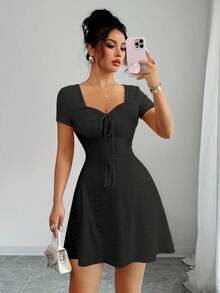 Nuevo vestido mini de verano de ajuste ceñido con nudo delantero, de punto jacquard de crema de mantequilla sexy para mujeres - Negro - Ver 5
