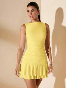 Vestido mini ajustado de mujer de color blanco liso sin mangas con volantes en la cintura y falda acampanada.Vestido de Body entero con capas para el verano, otoño e invierno - Amarillo - Ver 7