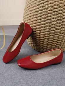 XBYASDF 2026 New Women's Square Toe Flat Shoes, Red Woven Slip-On Ballet Shoes, Comfortable Elegant Office Shoes - Red - View 5