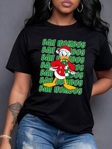 Pato navideño con bufanda verde y sombrero rojo mostrando un gesto gruñón acompañado del texto festivo Bah Humbug ideal para fiestas navideñas camiseta para mujer blanca casual - Negro - Ver 1