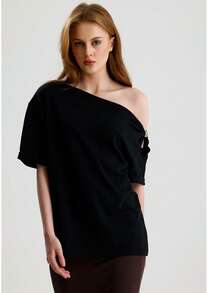 RoseArya Cotton Boat Neck Buckle Detail T-Shirt - Black - View 3