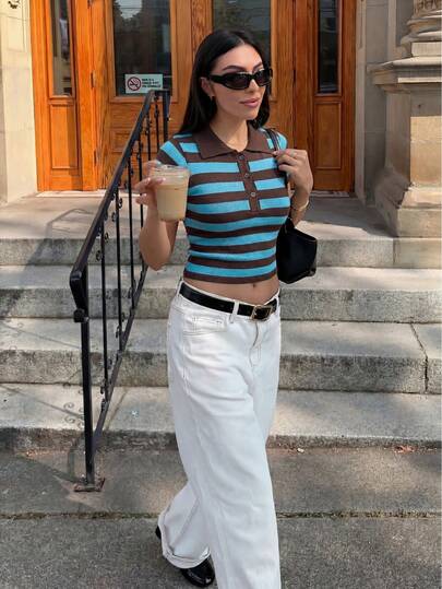 2026 HoloChill Blusa de punto de manga corta con bloques de color y rayas para mujer, nueva llegada de verano, versátil y ligera, cuello polo de punto de manga corta, ajuste regular, jersey de punto acanalado con alto estiramiento, estilo casual, ropa de primavera para mujer, ropa de fiesta de vacaciones para mujer, atuendo de playa para mujer, blusa elegante para mujer