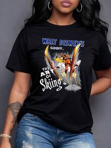Figura divertida de un perro animado practicando esquí con energía y alegría rodeado de nieve y movimiento artístico camiseta para mujer casual moderna y cómoda para uso diario - Negro - Ver 6