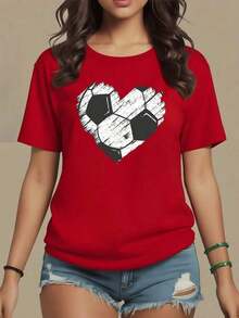 Corazón formado por trazos de balón de fútbol que simboliza la pasión y el espíritu del juego con textura artística y energía deportiva camiseta de mujer 100% algodón suave y cómoda para uso diario,maija mujer. - Rojo - Ver 1