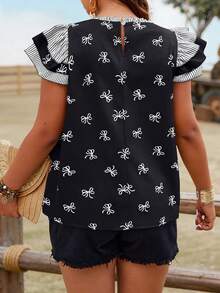 Blusa de talla grande de tela tejida con cuello redondo, manga corta con volantes, estampado de mariposa - Multicolor - Ver 3