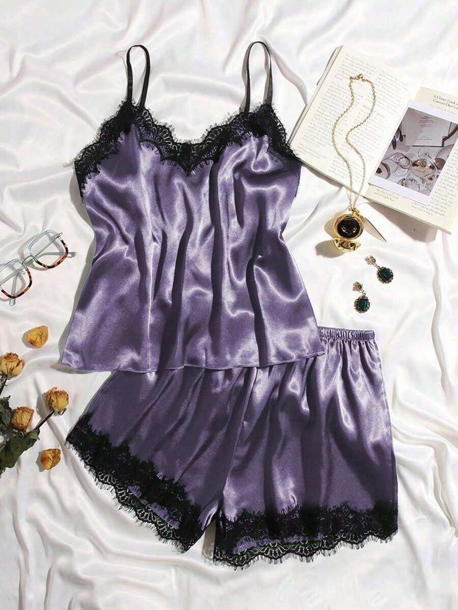 Conjunto de pijama con top de cami de satén con ribete de encaje y shorts - Lila Púrpura - Ver 1