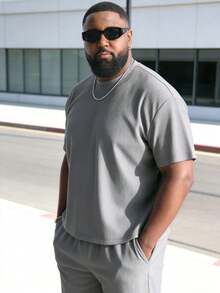 Plus Size Men's Textured Solid Color Casual Crew Neck Short Sleeve T-Shirt Summer Style Sports - Grey - View 2