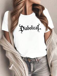 Camiseta Góticara Mujer con Tipografía Diabólica - Corte Puro con Texto de Risas Malignas y Letras de Estética Oscura, Atuendo Casual para Eventos Temáticos, Lavable a Máquina - Blanco - Ver 2