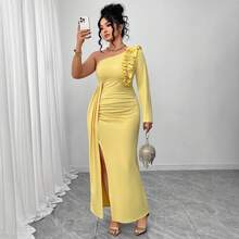 Vestido largo de fiesta amarillo, hombro al descubierto único, volantes y abertura alta - Amarillo - Ver 3