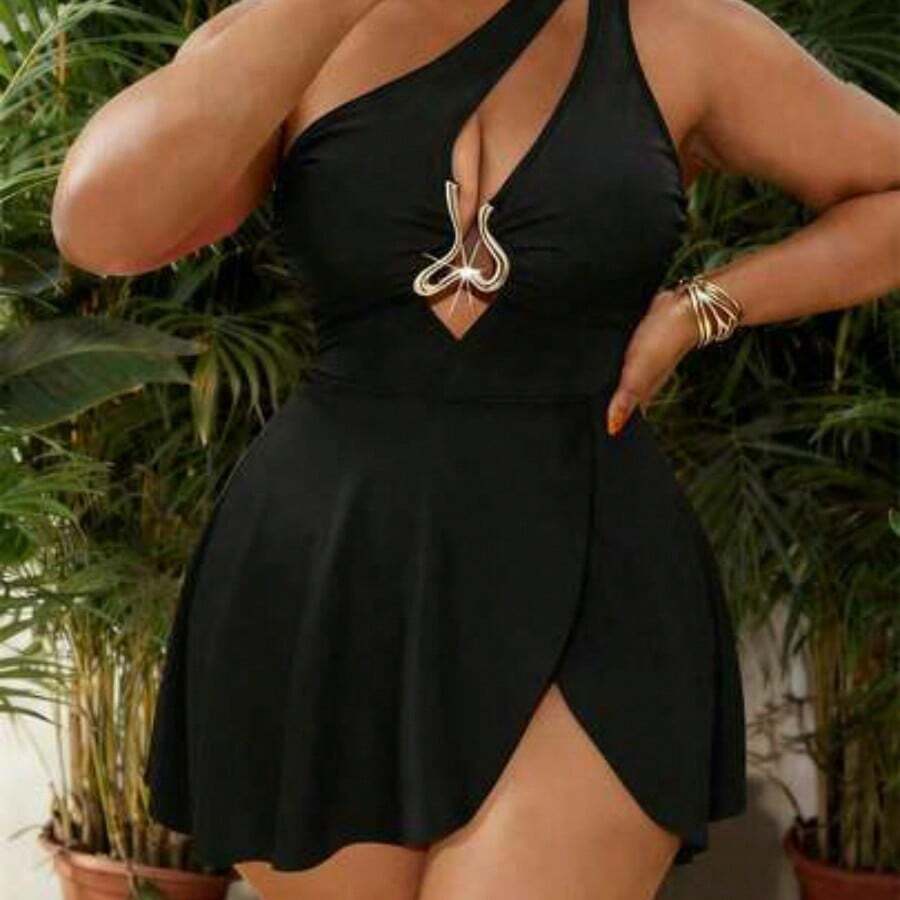 Slayr CURVE Plus Size Women's One-Piece Red Hollow-Out Minimalist Stylish One Piece Swimsuit, Suitable For Valentine's Day, Summer Beach Vacation - Negro - Ver 1
