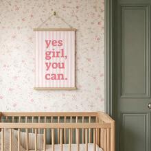1幅“Yes Girl You Can”励志名言帆布画，粉色字体，适合卧室、客厅、公寓、宿舍等场所，可作墙面装饰或送给她的礼物，不含画框。 - 彩色 - 查看 4
