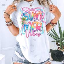 Summer Vibes ® T-Shirt, Uni Gart-Dyed Tee, Beachwear, Vacation Essential, Fun Summer Rel, Perfect Gift For 220g Heavyweight 100% Cotton T-Shirt. Butterfly Print. Unisex Sizing. Round Neck Inspirational T-Shirt. Cute And Beautiful Y2K-Inspired Summer Top, Perfect For The Outdoors, Home, Work, Or Street Wear. Casual, Loose-Fitting Everyday T-Shirt. - 白色 - 查看 1