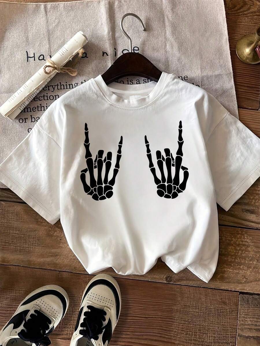 Camiseta de Mujer Gris Claro de Corte Holgado con Estampado - Presenta un estampado de mano de calavera espeluznante, estilo casual urbano, cuello redondo, mangas cortas, lavable a máquina, cómoda para todas las estaciones, patrón geométrico, corte holgado. - Blanco - Ver 1