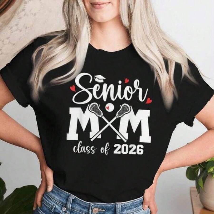 Tops de mujer, Camisetas de mujer, blusas para dama casuales, tops de mujer, estilo de los a￱os 2000, Camiseta de mujer "Lacrosse Senior Mom Class Of 2026 Lacrosse Senior Mama" regalos para ella, Camiseta casual de manga corta con cuello redondo y estampado de letras y dibujos animados para mujer.camisa blusa casual mujer blusa elegante mujer ofertas conjunto de mujer chamarras para dama playeras deportivas para mujer top deportivo mujer top de mujer  flash oferta - Negro - Ver 1