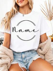 Camiseta Personalizada con Nombre para Eventos Celebrativos - Regalo para Cumpleaños, Aniversarios y Bodas con un Elegante Diseño para el Día de la Madre, Camiseta Casual Cómoda para Mujer |   Camiseta con Frase |   Camisetas Distintivas |   Camiseta Retro - Estilo Urbano Vintage Unisex, Holgada, de Algodón, Manga Corta, Cuello Redondo - Blanco - Ver 1