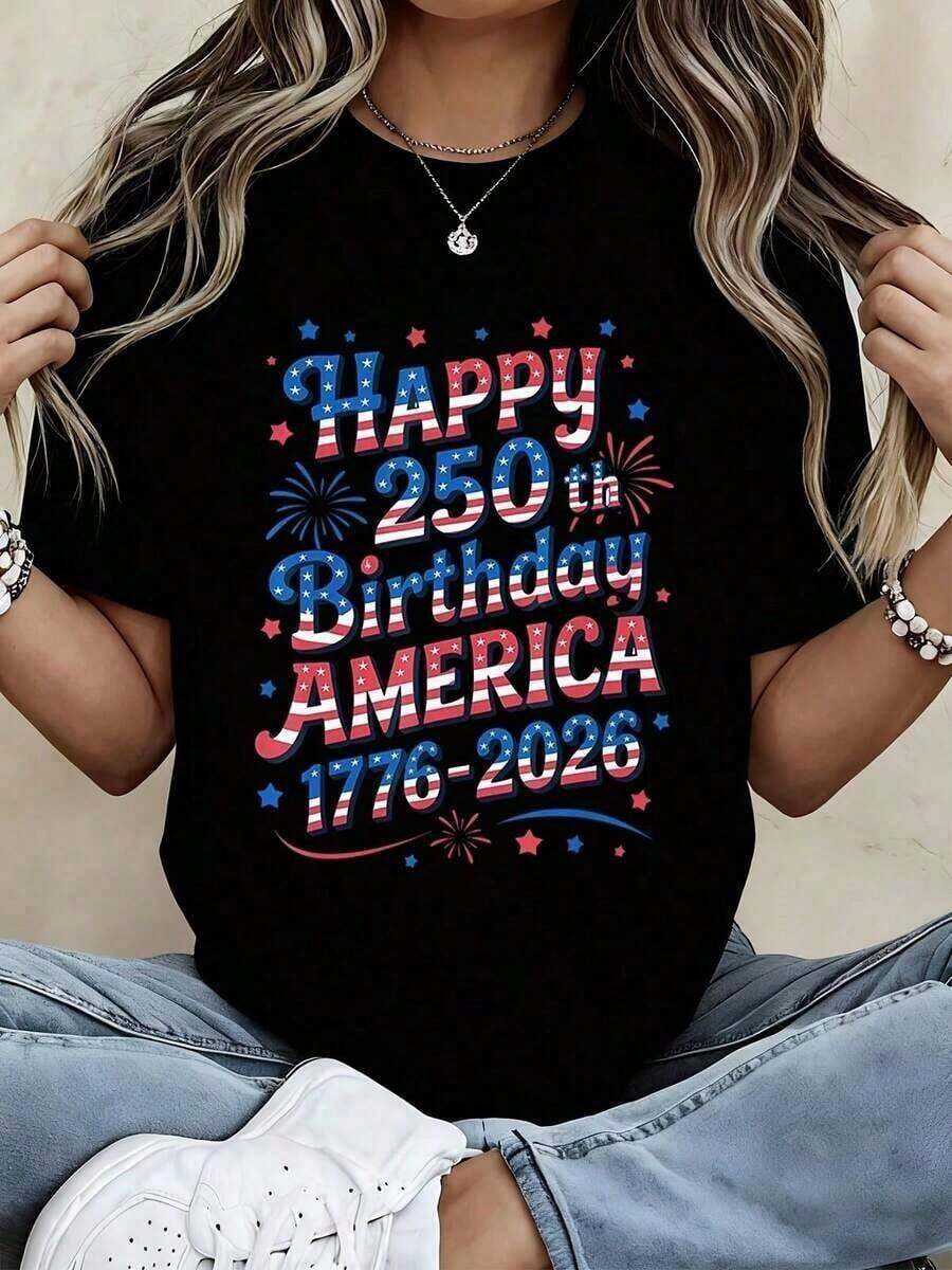 Happy 250th Anniversary Of America's Independence 1776-2026, Women's Independence Day Patriotic T-Shirt, White Graphic Tee, Celebration Tee With US Flag Design - 黑色 - 查看 1