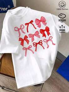 Playera Blanca de 100% Algodón para Mujer con Estampado de Moños Rojos y Rosas, Camia Casual de Manga Corta Estilo Coquette y Aesthetic, Top Moderno Suave y Transpirable, Blusa Juvenil de Moda para Verano y DiarioAdecuado como regalo. playera de mujer. blusas>elegantes. boho chic,Exquisita camiseta estampada de cuello redondo para mujer, ideal para varias estaciones, perfecta para vacaciones, viajes y días festivos. - Blanco - Ver 7