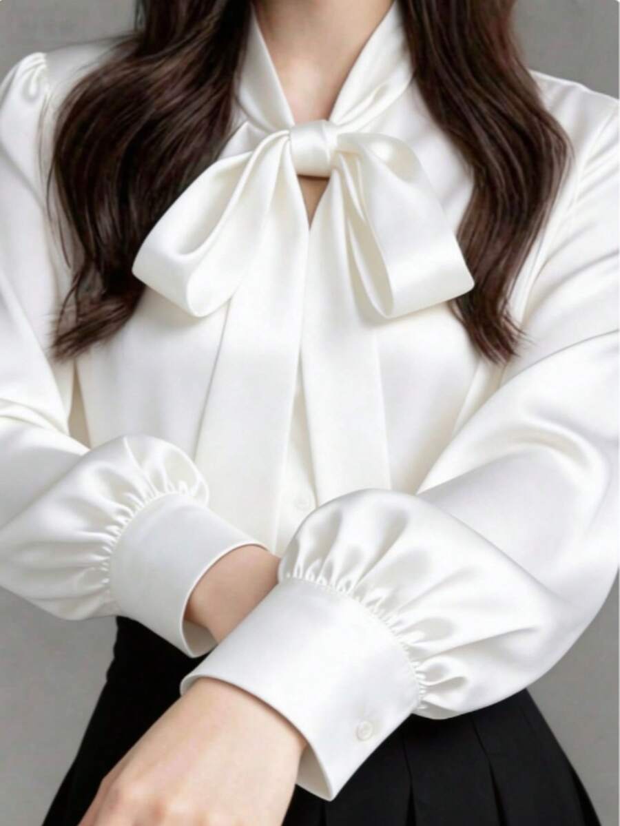 大尺碼女款優雅緞面黑色長袖休閒襯衫,蝴蝶結領,實用通勤上衣,適合春秋穿著,白色 - 白色 - 查看 1