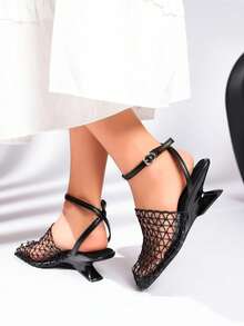 Giày sandal cao gót nữ mới năm 2026, sandal đế xuồng rỗng bằng lưới, sandal mũi vuông gót bất đối xứng dành cho nữ. - màu đen - Xem 4
