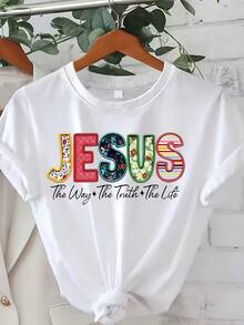 Camiseta suave 100% algodón para mujer, de cuello redondo, con un estampado de letras coloridas que dice "Jesus" y un diseño de "El camino, la verdad, la vida". Mangas cortas, longitud regular, tela suave, cómoda para todas las estaciones. Camiseta de algodón transpirable, versátil y moderna. - Blanco - Ver 1