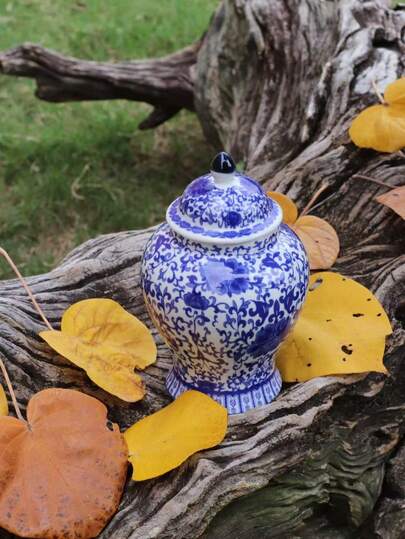 Creative Painted Flower Ceramic Tea PotOrnament Antique Blue And White PorcelainGeneral Jar Artistic Painted Flower Decorative
