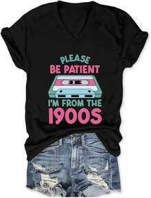 Por favor, sea paciente, soy de los años 1900. Camiseta con gráficos vintage, camisetas estilo country de los 90, camisetas de manga corta con cuello en V. - Negro - Ver 7