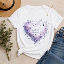 Camiseta blanca de mujer con estampado de luna y estrellas doradas, cuello redondo, manga corta, estilo casual "Stay Magical", top básico verano - Blanco - Ver 3