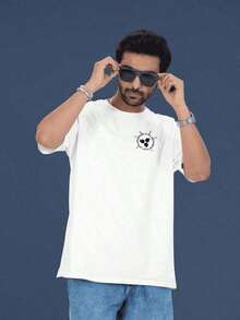 Oversized Uchiha Devil Unisex T-Shirt - Black - View 2